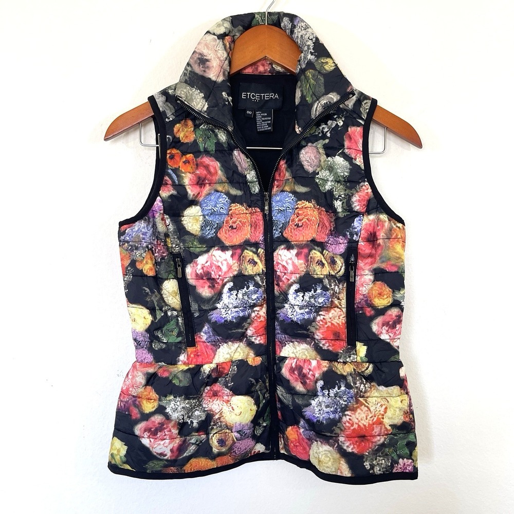 Womens Flower Puffed Vest Size 00 Lightweight Cottagecore Fun Colorful‎